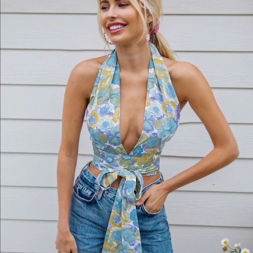 Plunging Neck Tie Backless Floral Halter Top